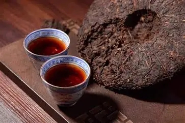 苦、澀味絕不是古樹普洱的霸氣，那也叫懂普洱茶，別逗了！