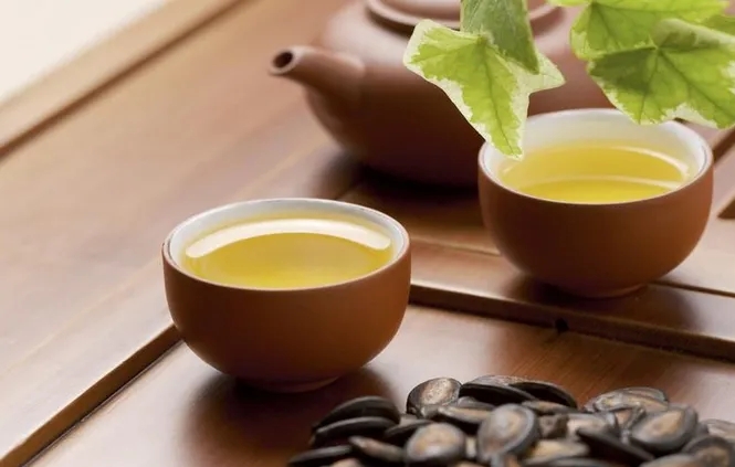 普洱茶的茶性是屬寒還是屬熱？